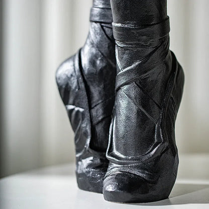 Pirouette Grace Ballet Vase