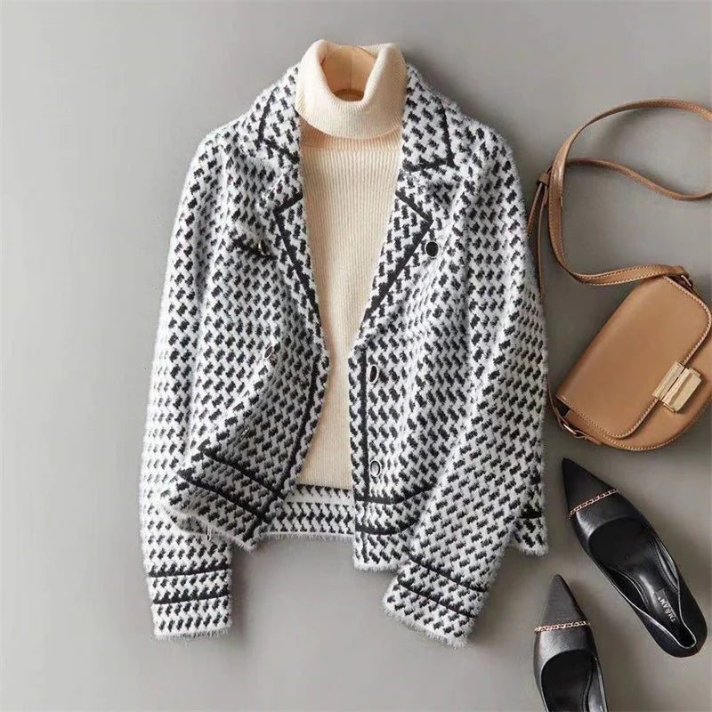 Monroe Signature Coat
